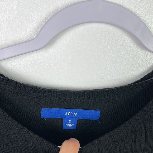 Apt.9 Women’s S Black Stretchy Crewneck Front Ribbed Slit Hem Sweater - Picture 3 of 8